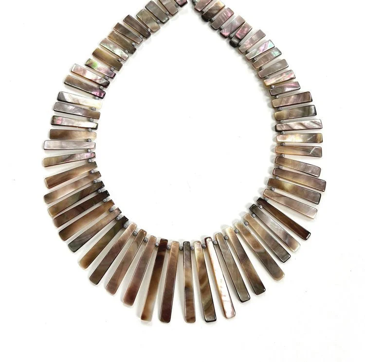 ANN LIGHTFOOT - REVERSIBLE SHELL RAS DU COU FAN NECKLACE