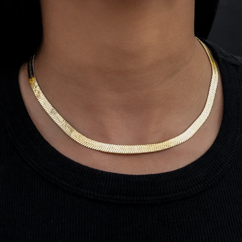 Herringbone Necklace in Yellow Gold- 6mm