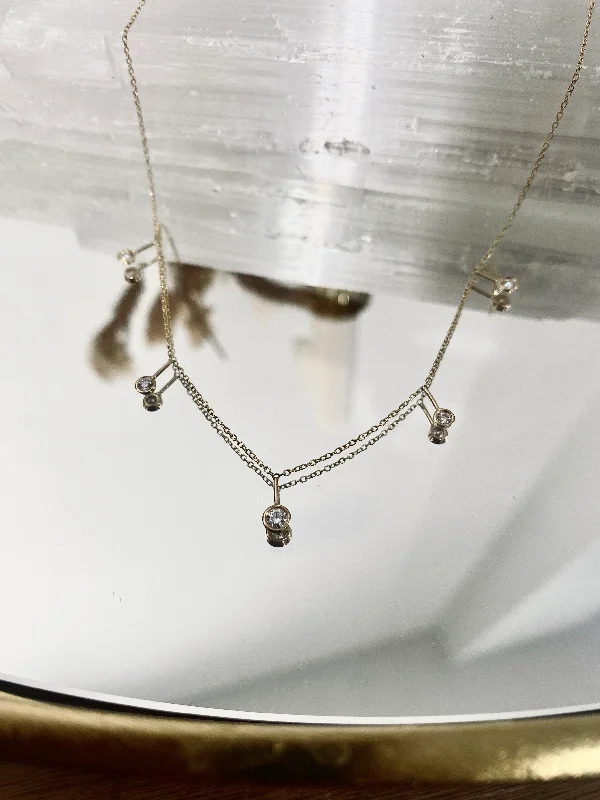 DIAMOND DEW NECKLACE