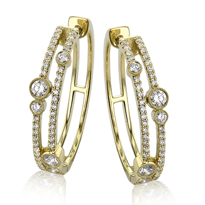 Hoop Earring in 18k Gold with Diamonds