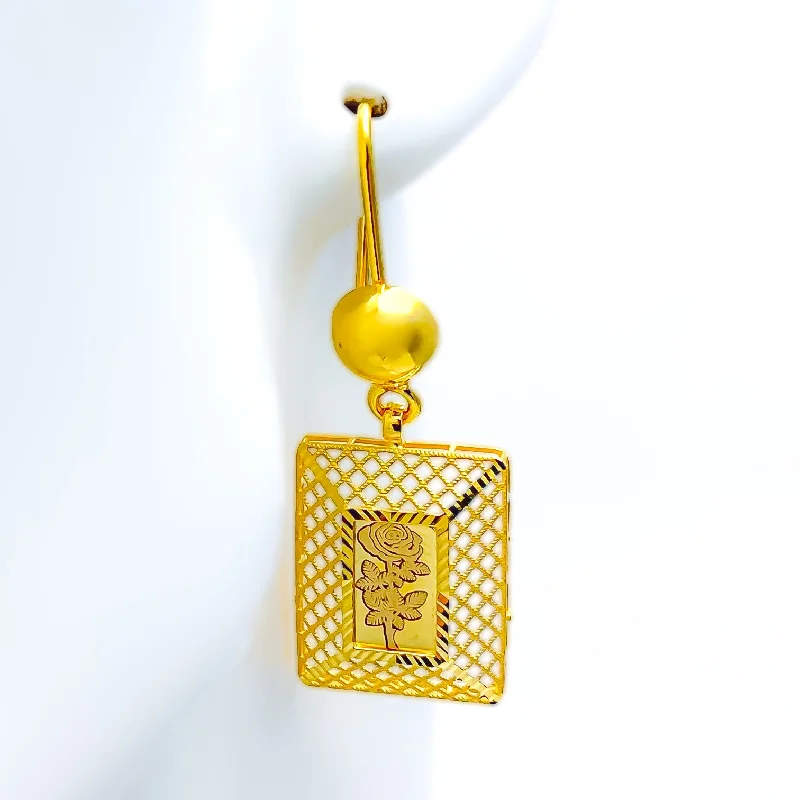 Rectangular Netted 21k Gold Hook Earrings